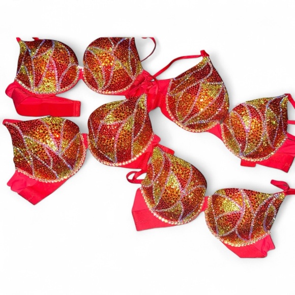 Red Fire Swirls Crystal Rhinestone Classic Glam Bling Bra Top All Sizes New - Picture 3 of 9
